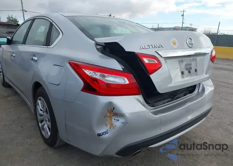 2017 Nissan Altima 2.5/2.5 S/2.5 Sl/2.5 Sr/2.5 Sv z USA, uszkodzony, nr VIN 1N4AL3AP5HN305748